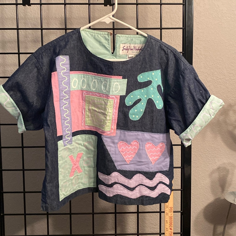 Sally Von Werlhof pull over top